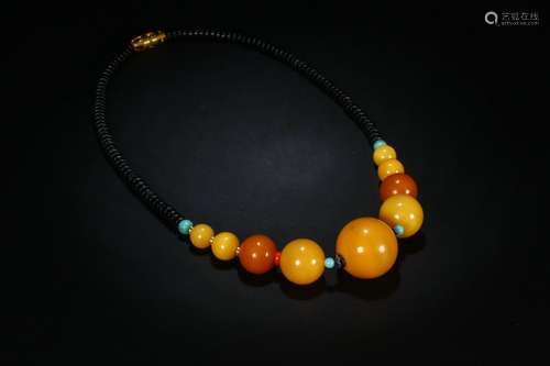 Backflow：A Beeswax Necklace