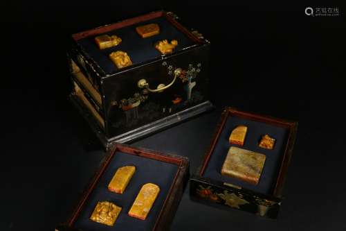Old Collection：A Set of Tianhuang Seals with Auspicious Animal Design