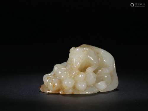 Seventeenth Century：A Hetian Jade Piece Represents 