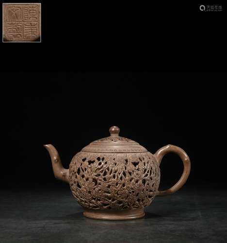 A Hollowed-out Pot with Plum Blossom Pattern by Chen Bingwen