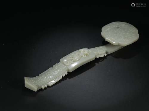 Old Collection ：A Hetian Jade Ruyi with Dragon Design