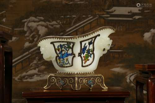 Seventeenth Century：A Filigree Enameled Hetian White Jade Goblet