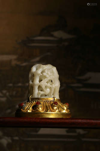 Old Collection   Quality Goods：A Gilted Hetian White Jade Furnace Ding