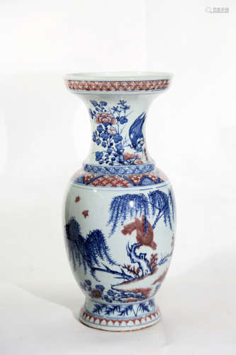 Chinese Middle Qing Dynasty Flower Pattern Bottle