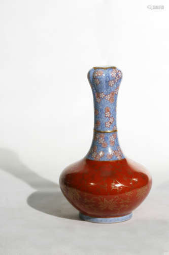 Chinese Qing Dynasty Yongzheng Period Famille Rose Porcelain Bottle