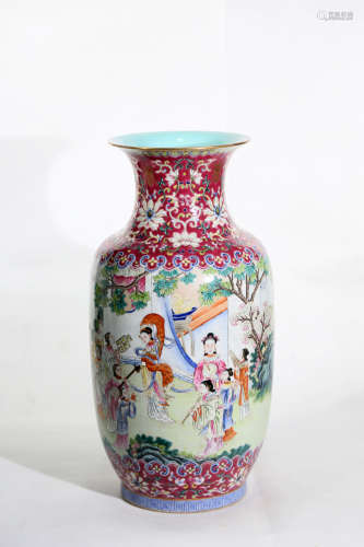 Chinese Qing Dynasty Jiaqing Period Porcelain Bottle