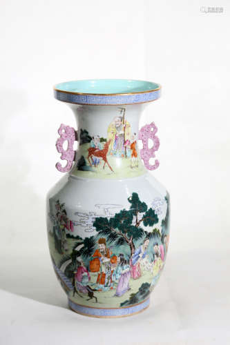 Chinese Qing Dynasty Qianlong Period Famille Rose Porcelain Binaural Bottle