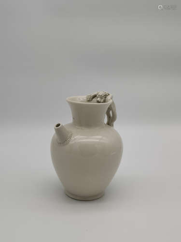 Chinese Ding Kiln Porcelain Pot