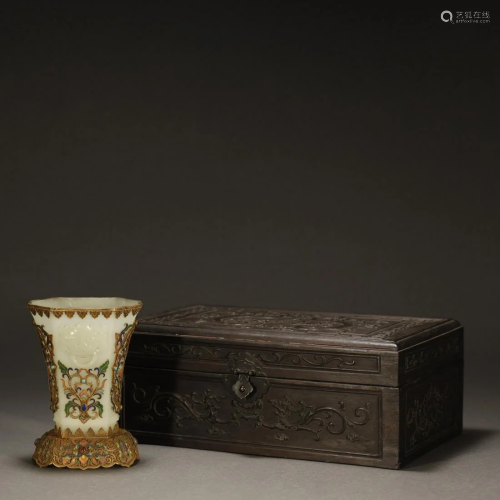ANCIENT CHINESE,WHITE JADE GILT-SILVER VASE