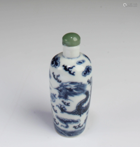 Chinese Blue & White Snuff Bottle