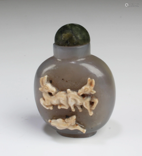 Chinese Agate Snuff Bottle