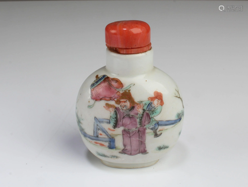 Antique Chinese Porcelain Snuff Bottle