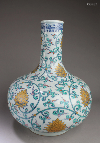 Chinese Famille Verte Porcelain Vase