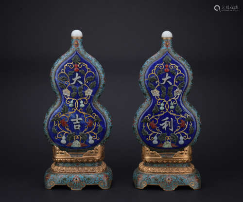 A cloisonne enamel 'poems' gourd-shaped vase,Qing dynasty