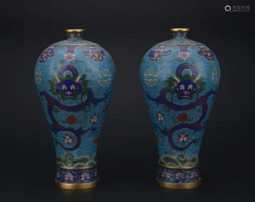A pair of Cloisonne enamel ‘dragon’ Meiping,Qing dynasty