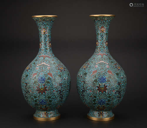 A pair of Cloisonne enamel ‘floral’ bottle,Qing dynasty