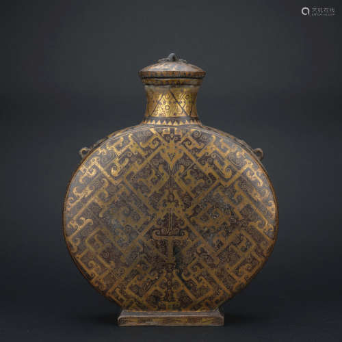 A bronze bottle ware with gold,Qing dynasty