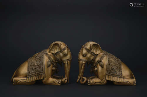 A pair of bronze elephant,Qing dynasty