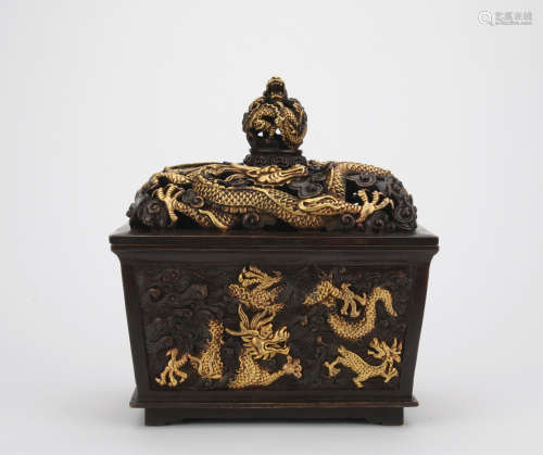 A gilt-bronze 'dragon' censer,Qing dynasty