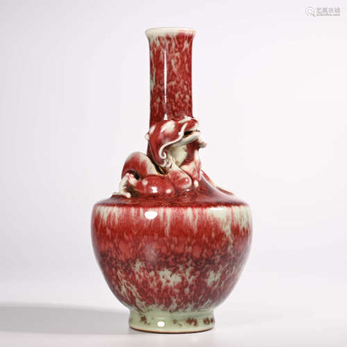 Qianlong red glaze vase
