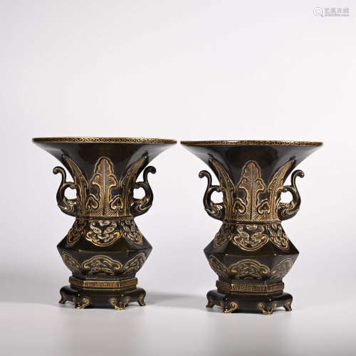 Qianlong ink-glazed flower goblets