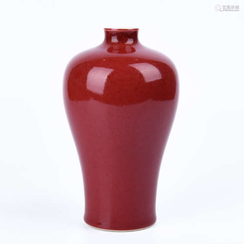 Yongzheng red-glazed plum vase