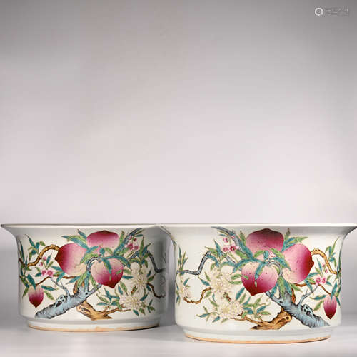 Mid-Qing Dynasty Pastel Flower Pot