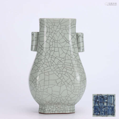 Qianlong Imitation Ge Glazed Through Ear Vase