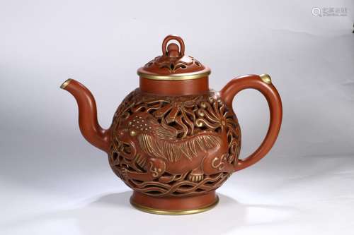 A Chinese Zisha Tea Pot With Golden Painting