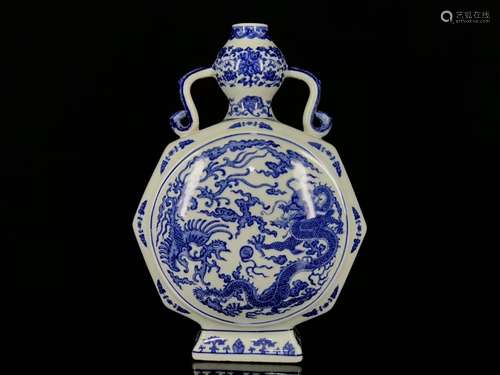 A Chinese Porcelain Blue&White Dragon-Phoenix Oblate Vase