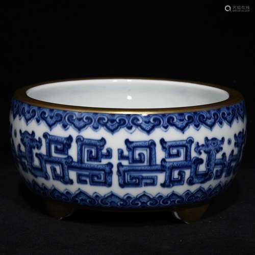 A Chinese Porcelain Blue&White Censer With Gilding Dragon