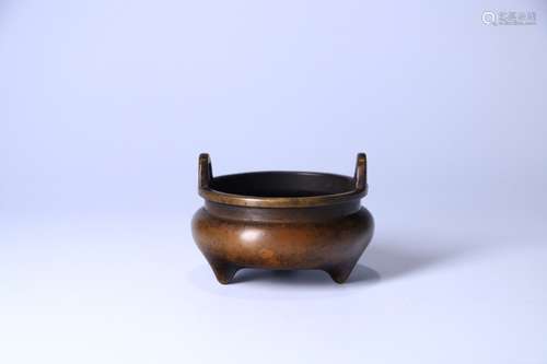 A Chinese Bronze Censer