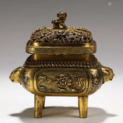 A Chinese Gilt Bronze Beast Carving Sachet