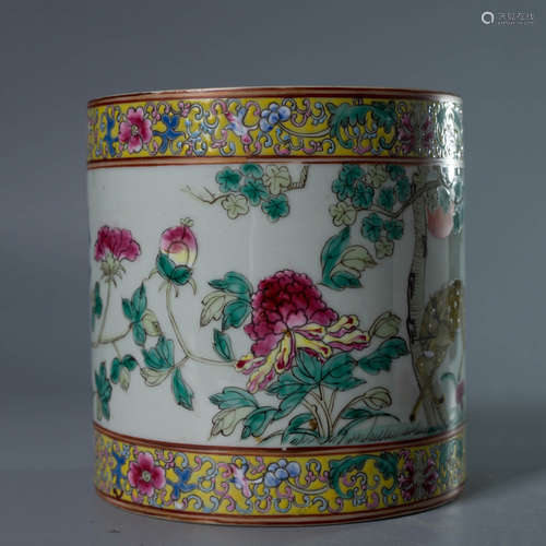 A Chinese Famille Rose Floral Porcelain Brush Pot