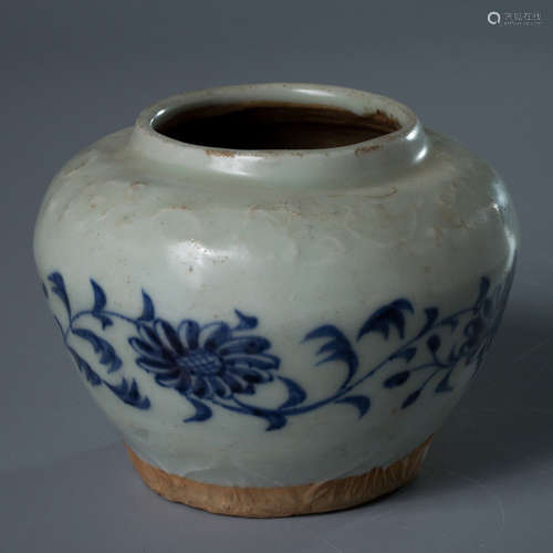 A Chinese Blue and White Twine Pattern Porcelain Jar