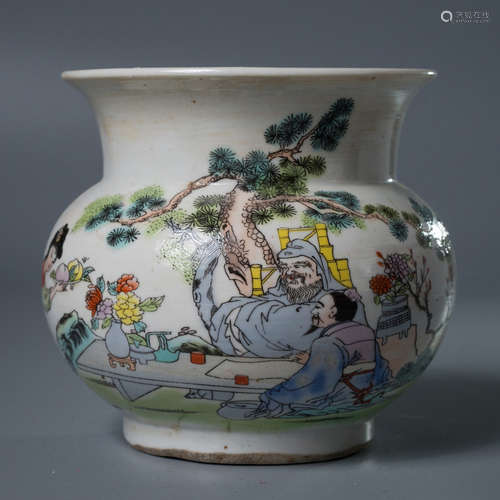 A Chinese Famille Rose Figure Painted Porcelain Zhadou Vessel