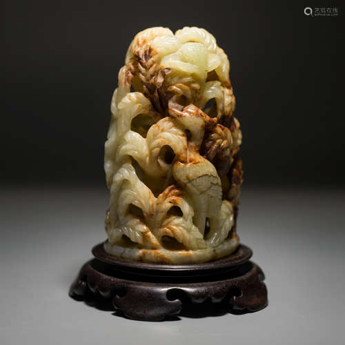 A Chinese Jade Carved Incense Burner Top