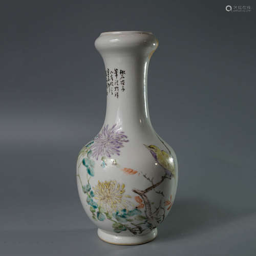 A Chinese Flower&Bird Pattern Light-reddish-purple Porcelain Vase