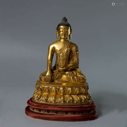 A Chinese Gild Bronze Statue of Sakyamuni