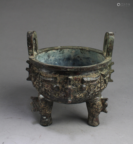 A Bronze Tripod Censer