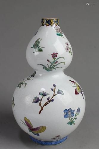 Chinese Porcelain Double Gourd Vase