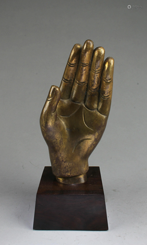 A Bonze Hand Scuplture