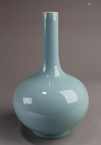 Chinese Porcelain Vase