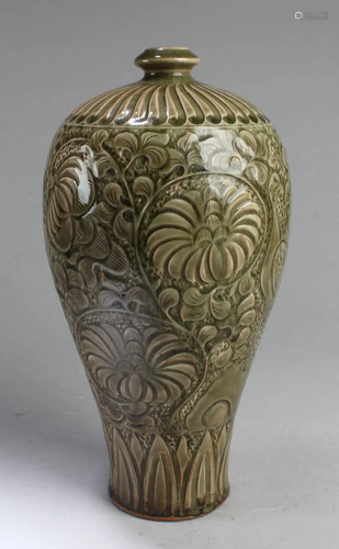 Chinese YaoZhou Porcelain Vase