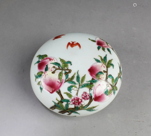 Chinese Porcelain Round Seal Box