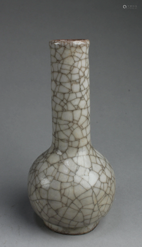 Chinese Geyao Vase