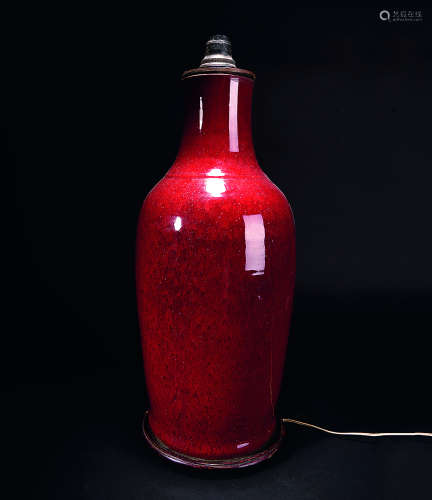 清  红釉瓶台灯