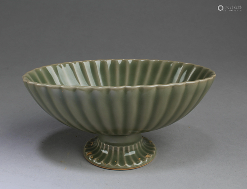 Chinese Oval Shaped Porcelain Bowl