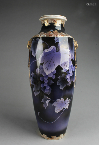 Chinese Porcelain Vase