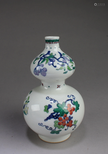 Chinese Porcelain Doubnle Gourd Vase